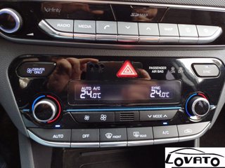 HYUNDAI IONIQ 1.6 Hybrid DCT Style 27