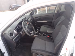 SUZUKI Vitara 1.4 Hybrid Cool 10