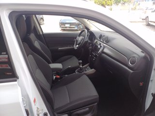 SUZUKI Vitara 1.4 Hybrid Cool 14