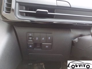 HYUNDAI STARIA LUXURY MY23 AT AWD 46
