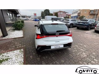 HYUNDAI I20 PE MY25 1.0T MT CONNECTLINE 8