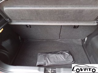 SUZUKI Swift 1.2 Hybrid Top 23