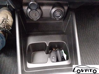 SUZUKI Swift 1.2 Hybrid Top 32