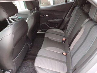 PEUGEOT 2008 BlueHDi 130 S&S EAT8 Allure Pack 13