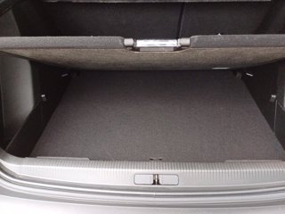 PEUGEOT 2008 BlueHDi 130 S&S EAT8 Allure Pack 21
