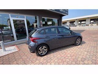 HYUNDAI I20 PE MY25 1.2 MT CONNECTLINE 13