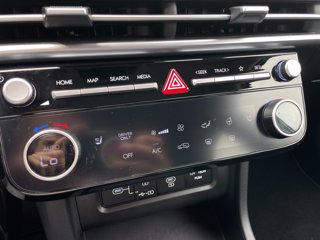HYUNDAI TUCSON PE 1.6HEV AT 2WD EXELLENCE
