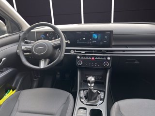 HYUNDAI TUCSON PE 1.6TGDI MT 48V BUSINESS