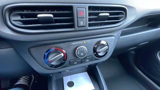 HYUNDAI I10 PE MY25 5P 1.0 GPL MT CONNECTLINE * Conver. GPL 17