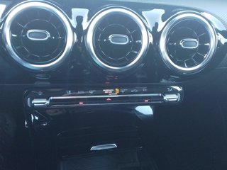 MERCEDES CLA 200 d Automatic AMG Line Premium 21