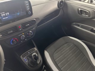 HYUNDAI I10 PE MY25 5P 1.0 AT CONNECTLINE