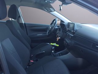 HYUNDAI Bayon 1.2 MPI MT XLine