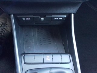 HYUNDAI Bayon 1.2 MPI MT XLine