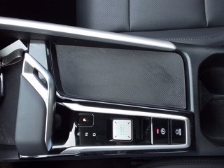 MG ZS 1.5 Hybrid+ Luxury 21