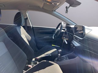 HYUNDAI BAYON PE 1.2MPI XLINE 11