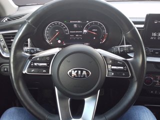 KIA Xceed 1.5 T-GDi 160 CV MHEV DCT Evolution 16