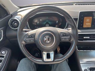 MG EHS Plug-in Hybrid Luxury