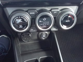 SUZUKI Swift 1.2 Hybrid Top 21