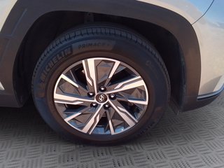 HYUNDAI Tucson 1.6 CRDI XTech 8
